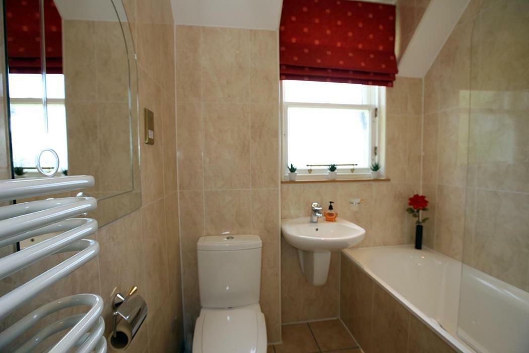 No 15 Lomond Castle Villa บัลลอค ภายนอก รูปภาพ